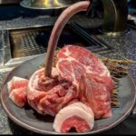 Shin Hyeon-seung Instagram - 고기 보면 신나는 편 심지어 맛있다? Game over #육지 @geonpark__