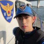 Shin Hyeon-seung Instagram - 내일은 한강 보는 날!!!🌊🌊 #디즈니플러스 #한강