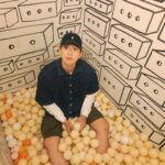 Shin Hyeon-seung Instagram - 천재 화가 놀이