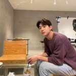 Shin Yong-seok Instagram - 남친짤이렇게찍는건가 Nudake