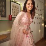 Shirley Setia Instagram - Good vibess, good life 👻😍💕 Makeup by @blendingiscardio Hair by @sofiexhmu___ Styled by @akankshakawediastyle Outfit by @anishashettyofficial Jewels by @sangeetaboochra Pictures by @akankshakawediastyle & @blendingiscardio