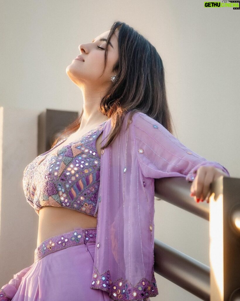 Shirley Setia Instagram - Lavender lovinnn 💜 Styled by @akankshakawediastyle Outfit by @richajaisinghanilabel Jewels by @kyzaindia Photography by @manaskhuman