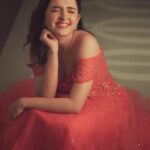Shirley Setia Instagram - My Cinderella moment at SIIMA 💖 For @siimawards Photos by @adnan.a.abbas Styled by @akankshakawediastyle Outfit @nourbyneharika Jewellery @the_jewel_gallery
