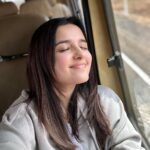 Shirley Setia Instagram - Jambo from Kenya 😻 P.S. It means Hello in Swahili 🙈😃 #ShirleyTravels #Kenya #Africa #Safari #safarinails Nairobi