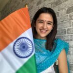 Shirley Setia Instagram - Jai Hind 🇮🇳🙏🏻 Happy Independence Day to alll the Indians around the world!! 🧡🤍💚