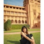 Shirley Setia Instagram - 🌷 📷: @riturajdharwadkar Umed Bhavan Palace, Jodhpur Rajasthan
