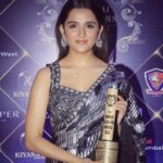 Shirley Setia Instagram - Rising Artist of the Year Thank you Mumbai Achiever’s Award🙏🏻🤍 Styled by @akankshakawediastyle Outfit: @kaaishabyshalini Jewellery: @notandas_jewellers Stylist jewellery: @styled_bytan PR for Jewellery: @aaayeshamehta HMU: @juveria_k Assisted by: @navelinandgaonkar4 Photographer: @riturajdharwadkar