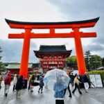 Shirley Setia Instagram - Rainy day but still… how beautiful is this Shrine 🥹🙏🏻❤️ #fushimiinari #shirleytravels #kyoto #japan #travel #shirleysetia Fushimi Inari Shrine