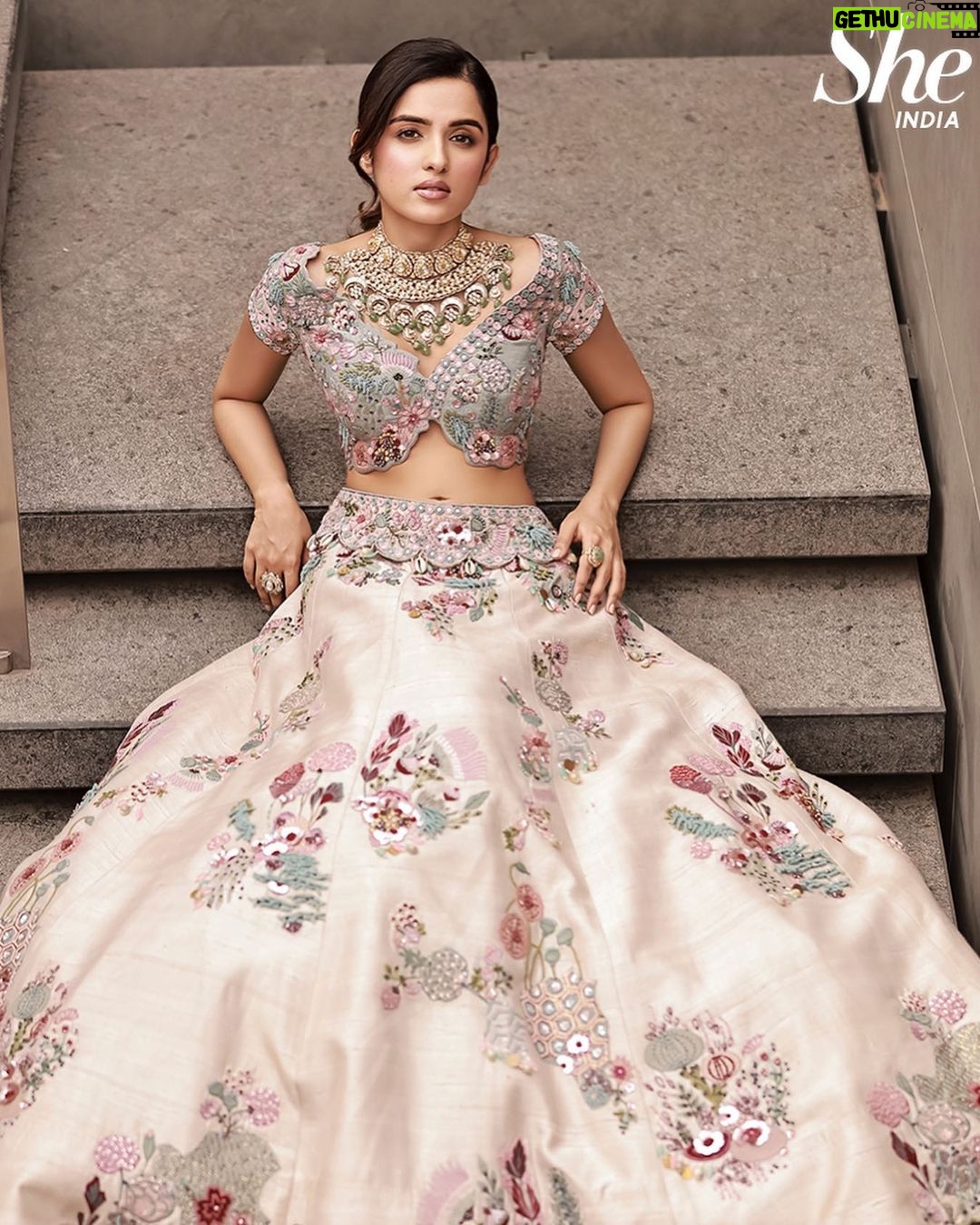 Shirley Setia Instagram - Cover girl for @she_india đ Cover Star: @shirleysetia Magazine: @she_india Founder: @its.manikandan Photographer: @amitkhannaphotography Stylist: @juhi.ali Outfit: @gazalguptacouture Jewellery: @tvishajewlz Hair and Make-up: @makeupbyrishabk Location: @radissonblumumbaiairport Reel by: @haroon_ali15 amiitkkhanna_amplified PR Agency: @communiquefilmpr Co-ordinated by: @nadiiaamalik
