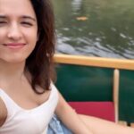 Shirley Setia Instagram - A day in Christchurch 💐 #shirleytravels #shirleysetia #reelitfeelit #jvke #jvkegoldenhour #goldenhour #newzealand #southisland #christchurch Christchurch, New Zealand