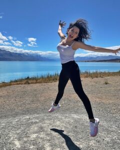 Shirley Setia Instagram - Some pretty view energy 😍🖼️🏔️🏝️ #shirleytravels #southisland #newzealand South Island, New Zealand