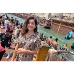 Shirley Setia Instagram – Visited the beautiful Haridwar today, on this beautiful day of #Baisakhi. Wow Ganga ji is so beautiful , and it felt so pure to step in and get blessings. Such a blessed day.

May our lives be as pure and colourful always. Wishing you all a very happy Baisakhi. 💞

#shirleysetia #shirleytravels #haridwar #harharmahadev #india
