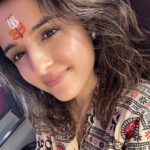 Shirley Setia Instagram – Visited the beautiful Haridwar today, on this beautiful day of #Baisakhi. Wow Ganga ji is so beautiful , and it felt so pure to step in and get blessings. Such a blessed day.

May our lives be as pure and colourful always. Wishing you all a very happy Baisakhi. 💞

#shirleysetia #shirleytravels #haridwar #harharmahadev #india