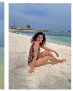 Shirley Setia Instagram - Salty hair & ocean air 🐬 (Scroll for my i cant see anything on my phone screen face 😅🙈) . . . . . @lemeridienmaldives @coastalinofficial #shirleysetia #maldives Le Meridien Maldives Resort & Spa