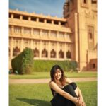 Shirley Setia Instagram - 🌷 📷: @riturajdharwadkar Umed Bhavan Palace, Jodhpur Rajasthan