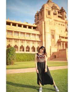 Shirley Setia Instagram - 🌷 📷: @riturajdharwadkar Umed Bhavan Palace, Jodhpur Rajasthan
