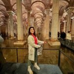 Shirley Setia Instagram – Inside the Basilica Cistern! 

This entireee place used to hold water back in the days for Constantinople (now known as Istanbul) 

Now it is open for tourists and for artists to display their modern art. 

Last 2 pics are with the pillar that hold Medusa’s carving 

#istanbul #turkey #shirleytravels