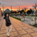 Shirley Setia Instagram - Merry Christmas from Istanbul 🎅🏻🎄 #istanbul #turkey #shirleytravels #sunset İstanbul - Türkiye