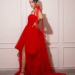 Shivangi Joshi Instagram - 🌹 @victor_robinsonofficial @stylingbyvictor @sohail__mughal___ @the_jewel_gallery @sunny_hairr