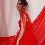 Shivangi Joshi Instagram - 🌹 @victor_robinsonofficial @stylingbyvictor @sohail__mughal___ @the_jewel_gallery @sunny_hairr