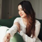Shivangi Joshi Instagram - I wanted to take a moment to express my heartfelt wishes for each and every one of you. May the canvas of 2024 be painted with vibrant hues of joy, laughter, and countless unforgettable moments. Here's to a year filled with adventures waiting to be embarked upon, dreams waiting to be chased, and memories waiting to be created. May our bond grow stronger, our laughter ring louder, and our support for each other deepen even further. Let's embrace this new year with open hearts and open arms, celebrating the beautiful journey we've shared and the wonderful moments yet to come. May this year be a treasure trove of success, prosperity, and love for us all. Wishing you all a Happy New Year filled with endless possibilities and cherished moments! 🌸 #radheradhe ♥️
