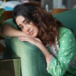 Shivangi Joshi Instagram - एक सुकून की तलाश में जाने कितनी बेचैनियाँ पाल ली, और लोग कहते हैं की हम बड़े हो गए हमने ज़िंदगी संभाल ली। Wearing:- @shopmulmul