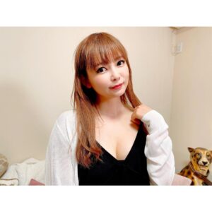 Shoko Nakagawa Instagram - ユニクロ夏コーデ☀️🍉🌻🏊
YouTubeでみてね❣️

 #ユニクロ  #夏  #夏コーデ  #コーディネート  #中川翔子  #しょこたん