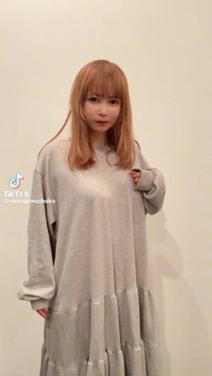 Shoko Nakagawa Instagram - 流行りの曲をマスターしちゃった

 #胸ヒット