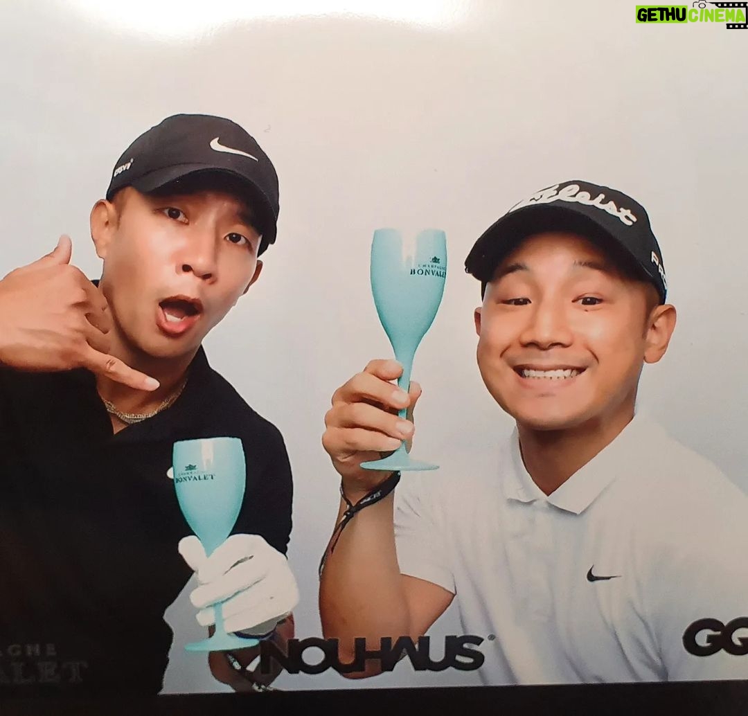 Shorry J Instagram - GQ KOREA 매홀마다 푸짐한 이벤트에 푸짐한선물🎁🎀 넘흐나 즐거웠던 골프~!!🏌🏌♂️ 처음뵙는 좋은분들과 좋은인연도 만들어주는 @gq_korea 👍❤️😆 감사합니다~짜응🙏 #마이티마우스 #상추 #쇼리
