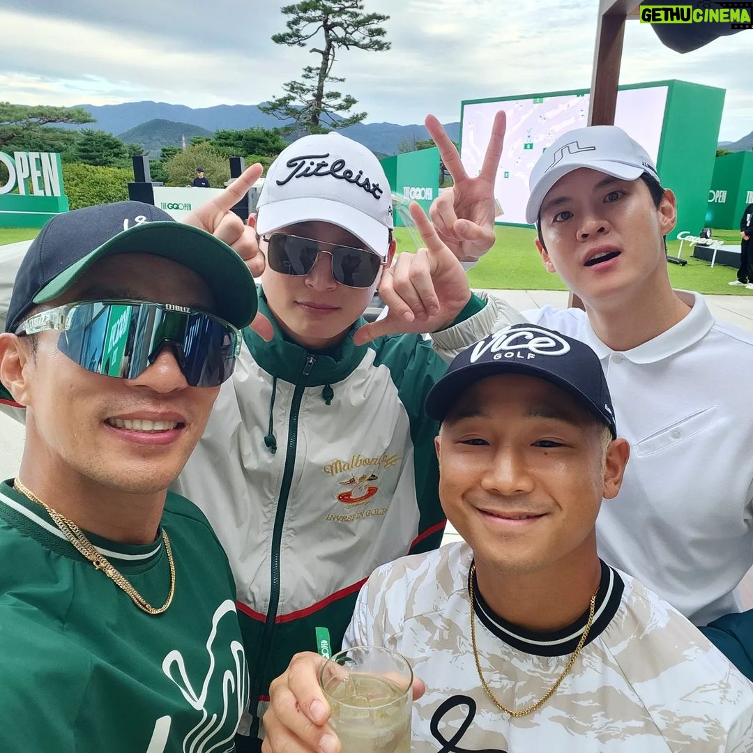 Shorry J Instagram - #GQopen #GQ #자꾸생각나네 🏌♂️🏌♀️ #vice 샷!!!! #마이티마우스 #정진운 #문수인 #쇼리 #추플렉스