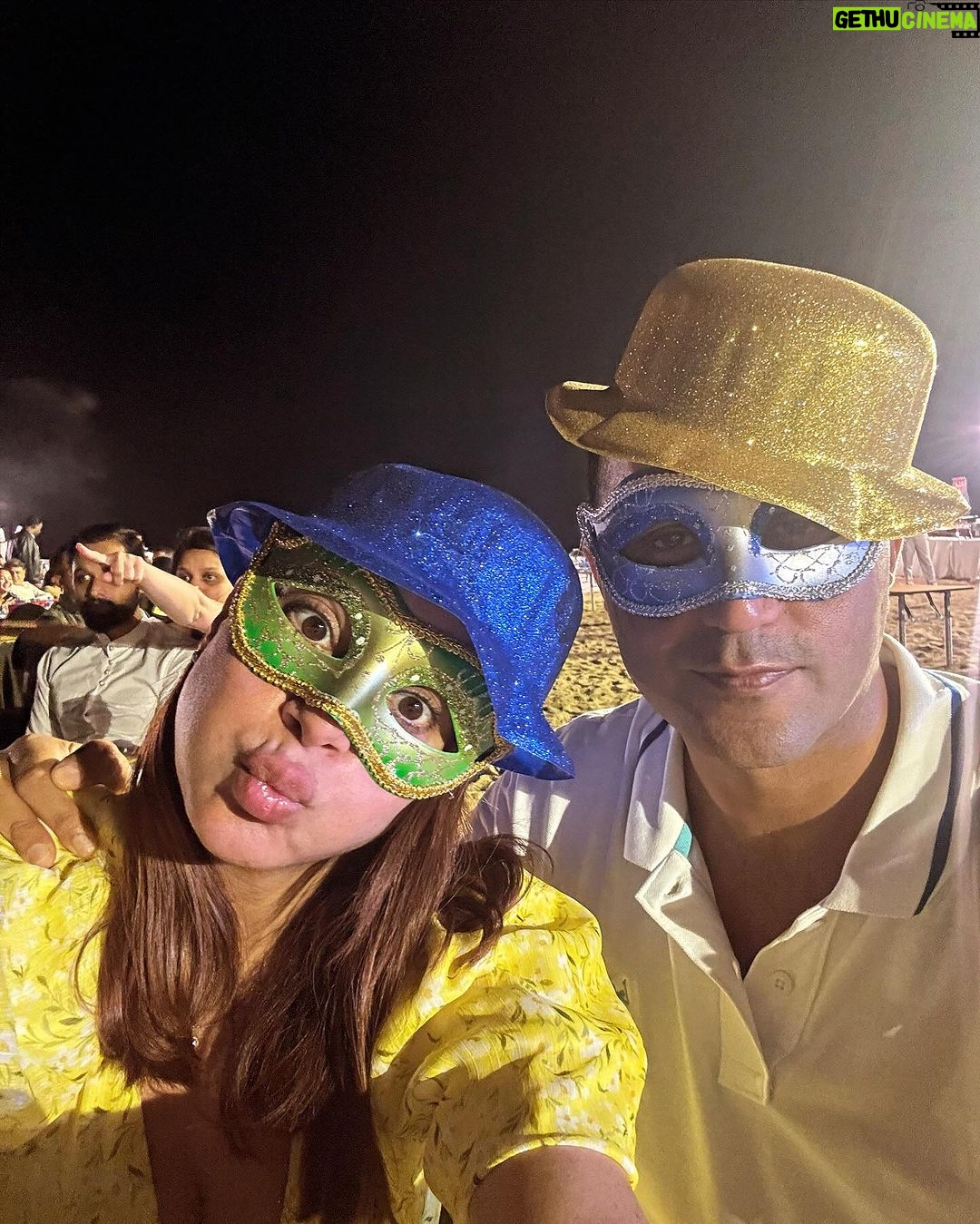 Shraddha Arya Instagram - Hatβs The Way To Start The New Year!!! ππ #Hello2024 #Welcome