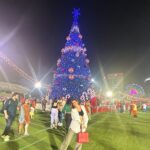 Shraddha Arya Instagram - Forever Grateful For These Priceless Moments! Love, laughter and Holiday Cheer … ❤️❤️❤️ #ChristmasCarnival #HolidayFever #wonderLand #FamilyTime