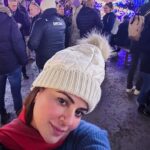 Shraddha Arya Instagram - Beautiful Weather, Beautiful City,Beautiful Sparkle ✨ 💖 #illuminarium, #Zürich … The Show Of Lights ❤️ @myswitzerlandin @visitzurich @sbsabpnews