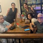 Shraddha Arya Instagram - Daddy’s Birthday Dinner! #FamBam 🥳🎂❤️