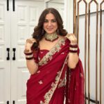 Shraddha Arya Instagram - SHUBH DIPAWALI 🪔 ❤️ Styling: @sacorina Saree: @rashmi_aaryaa @shreeaaryaofficial