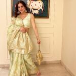 Shraddha Arya Instagram - Aur agar wo nahi aaye toh mai unke paas chali jaungi… ❤️ 🪔