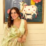 Shraddha Arya Instagram - Aur agar wo nahi aaye toh mai unke paas chali jaungi… ❤️ 🪔
