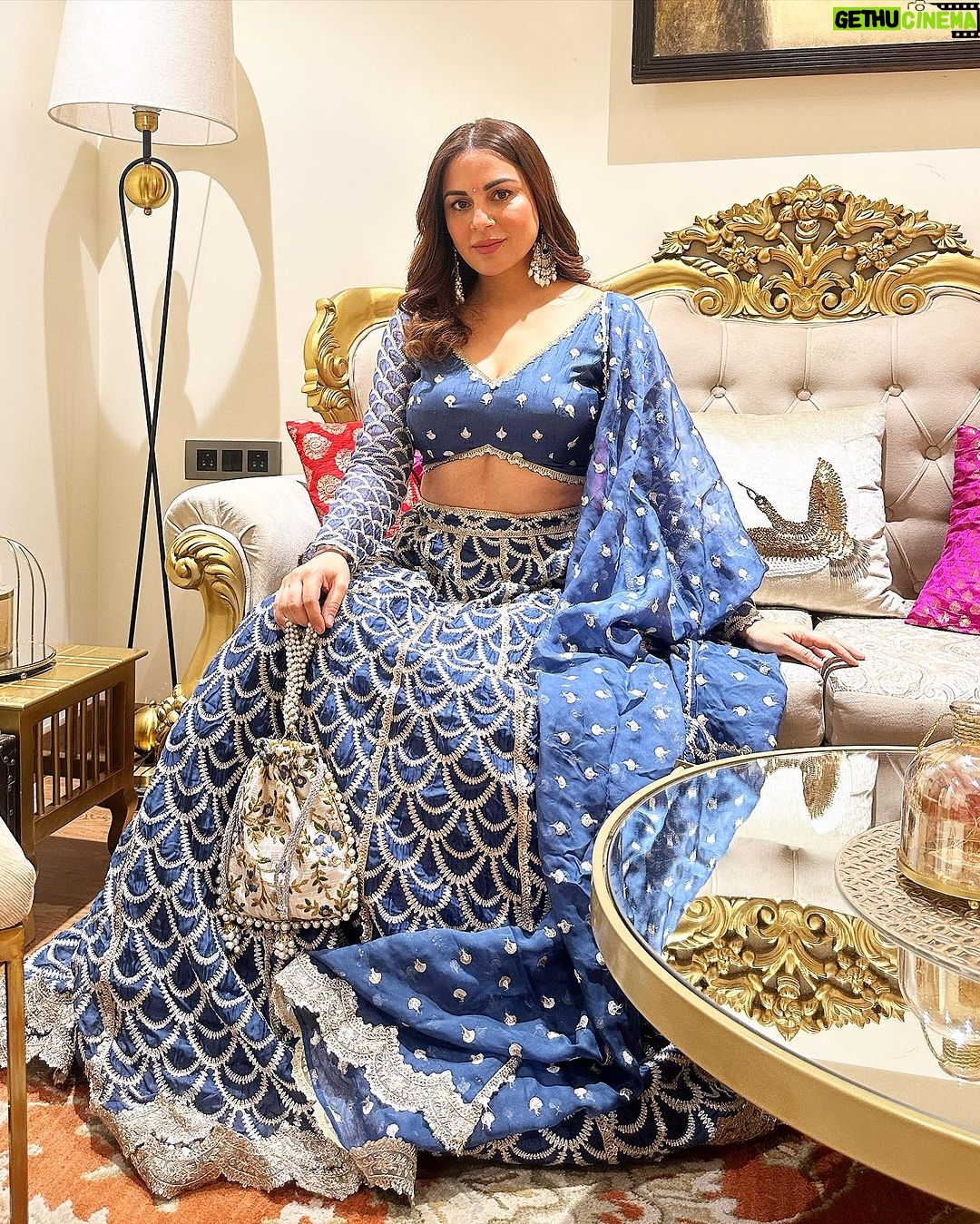 Shraddha Arya Instagram - Festive Vibes with @shopmulmul 🧿 #HappyKarwachauth ❤️