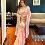 Shraddha Arya Instagram - Anything is possible with glitter and a little Pink :) Wearing: @reynutaandon ❤️