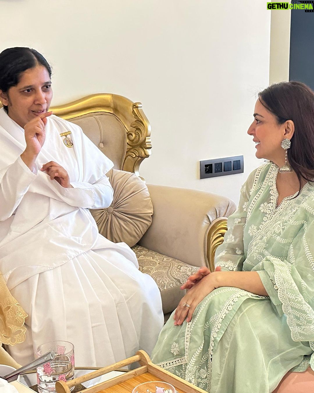 Shraddha Arya Instagram - RakshaBandhan understood from and celebrated with the very calming and enriching Brahma Kumaris. Thank you for gracing our home with your visit and bestowing on the words of Wisdom! 🙏🏻 #HarshaDidi #RupalDidi #BrahmaKumaris