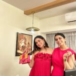 Shraddha Arya Instagram - How could I not play Dress-up, it’s my Birthday after all!!! ❤️ #HappyBirthdayToMe Big Shout Out to @takeonedough , for this amazingly delicious cake (I swear I’ve never had a better one)