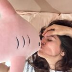 Shraddha Arya Instagram - Happy Birthday To Me! ❤️ 🐬 Sneak peek into what Birthdays look like after a certain age 🤣😂 Birthday Vibes in the comfort of my own space and People 🥰 #BirthdayGirl