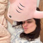 Shraddha Arya Instagram - Happy Birthday To Me! ❤️ 🐬 Sneak peek into what Birthdays look like after a certain age 🤣😂 Birthday Vibes in the comfort of my own space and People 🥰 #BirthdayGirl