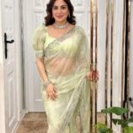 Shraddha Arya Instagram - Kheera Color Wow!!! Guava Wow Wow wow.. 🥒 😂