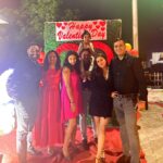 Shraddha Arya Instagram - It’s Valentine’s Day On The Days We Are Together ❤️ #HappyLoveToEveryone