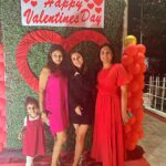 Shraddha Arya Instagram - It’s Valentine’s Day On The Days We Are Together ❤️ #HappyLoveToEveryone