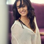 Shraddha Kapoor Instagram - Party kahan hai??? Main tayyar hoon 💃🏻