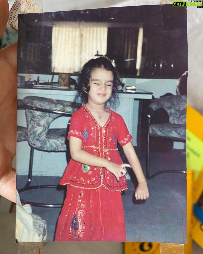 Shraddha Kapoor Instagram - How it’s going🙎🏻‍♀>>>👶🏻How it started