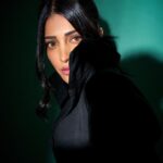 Shruti Haasan Instagram - 💚🖤 . . . . Styled by: @profanayty Assisted by: @whyshestyled @muskanguptaaaa_ Outfit: @outxide.in Makeup: @devikajodhani Hair: @noori_hairstylist Photographer: @akshay_26