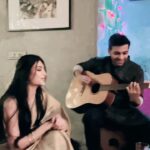 Shruti Haasan Instagram – மல்லிகைப் பூ monster :) 
I shared a beautiful evening 
with friends yesterday and my mommy dearest 
insisted we do an impromptu performance 
of monster machine.
@karanparikh27 had to tune my ratty old 
almost dead guitar and then we 
had the best time as we always do 
making music together ! 
I’m so thankful that I get to 
make music and share it with 
people be it at home or on the stage .. ❤️ 
it’s truly one of the most magical
 things about my life 
I missed the rest of our beautiful monster machine 
family so very much but I know 
everyone had a beautiful Diwali 
with their family and friends … 
I love it when the world is filled with this kind of celebration 🧿
Thankyou @pwrfanatic for the 🎥❤️
Ps- @santanu_hazarika_art Thankyou for your vocal speaking renditions on the song and in person and 
Thankyou the most incredible partner and friend